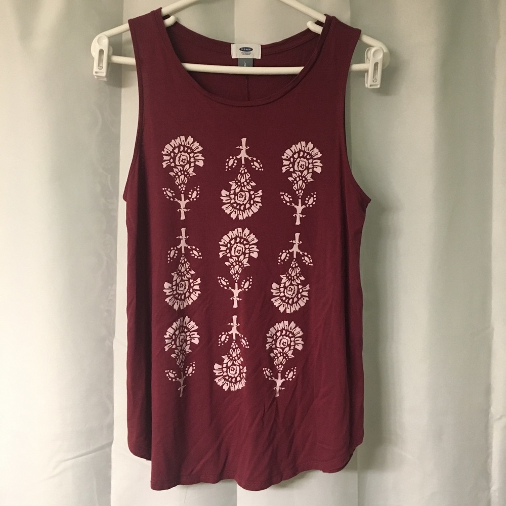 Old Navy maroon swing top